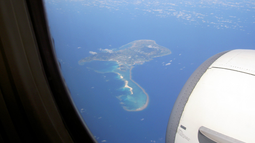 飛行機から見た久米島とはての浜